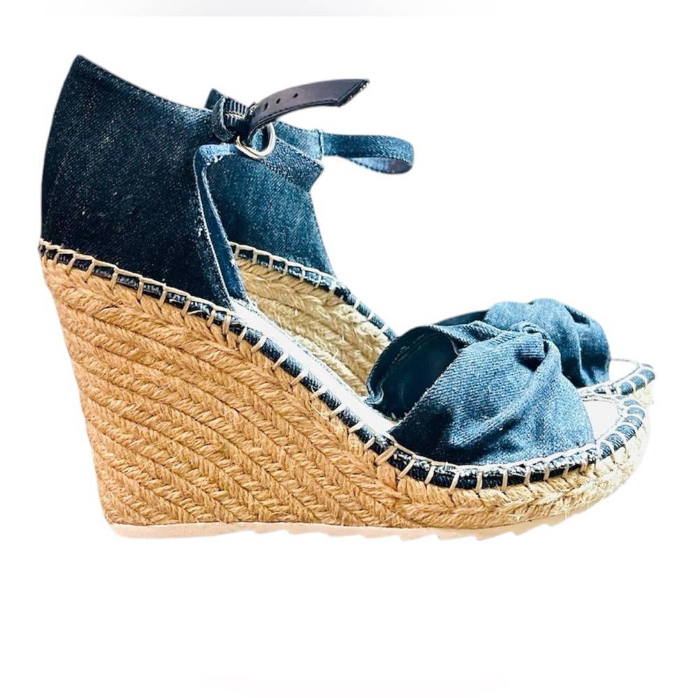 NWT Marc Fisher Karli Navy Blue Canvas Denim Espadrille Wedges 9M, Sandals Strap